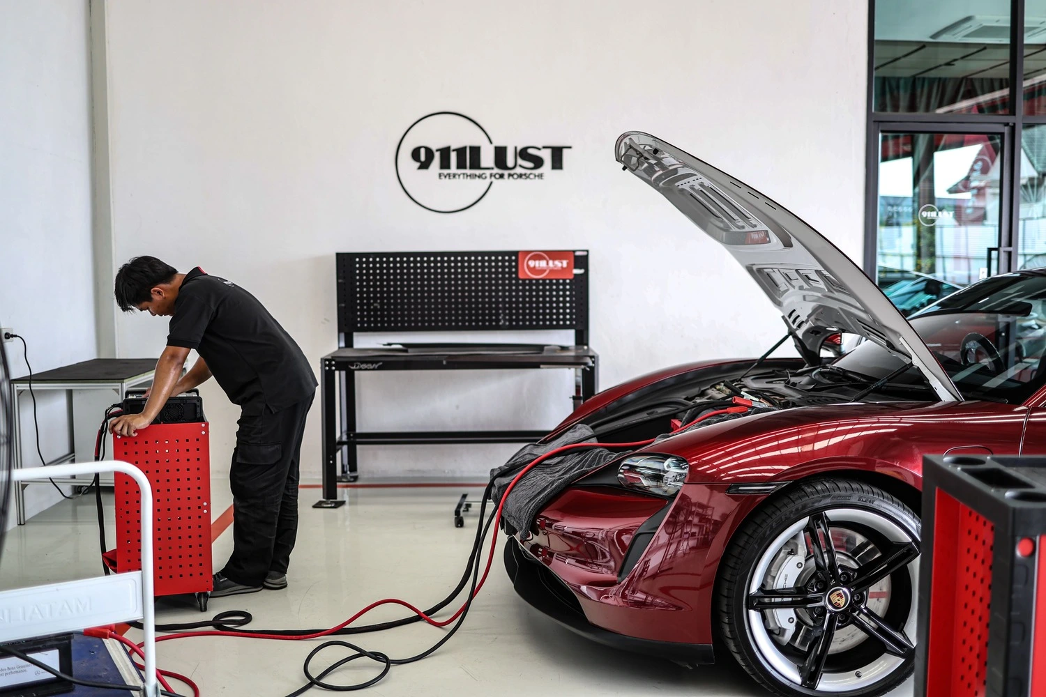 ปัญหารถ Porsche ที่พบบ่อย: คู่มือวินิจฉัยอาการผิดปกติ พร้อมแนวทางแก้ไขโดยผู้เชี่ยวชาญ