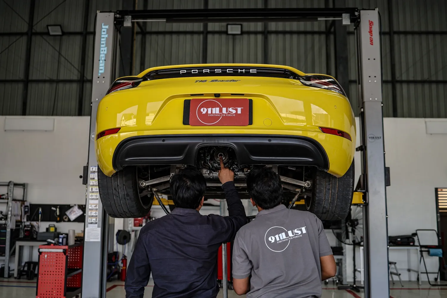 Porsche 718 Boxster สปอร์ตเปิดประทุน สมรรถนะเหนือระดับ