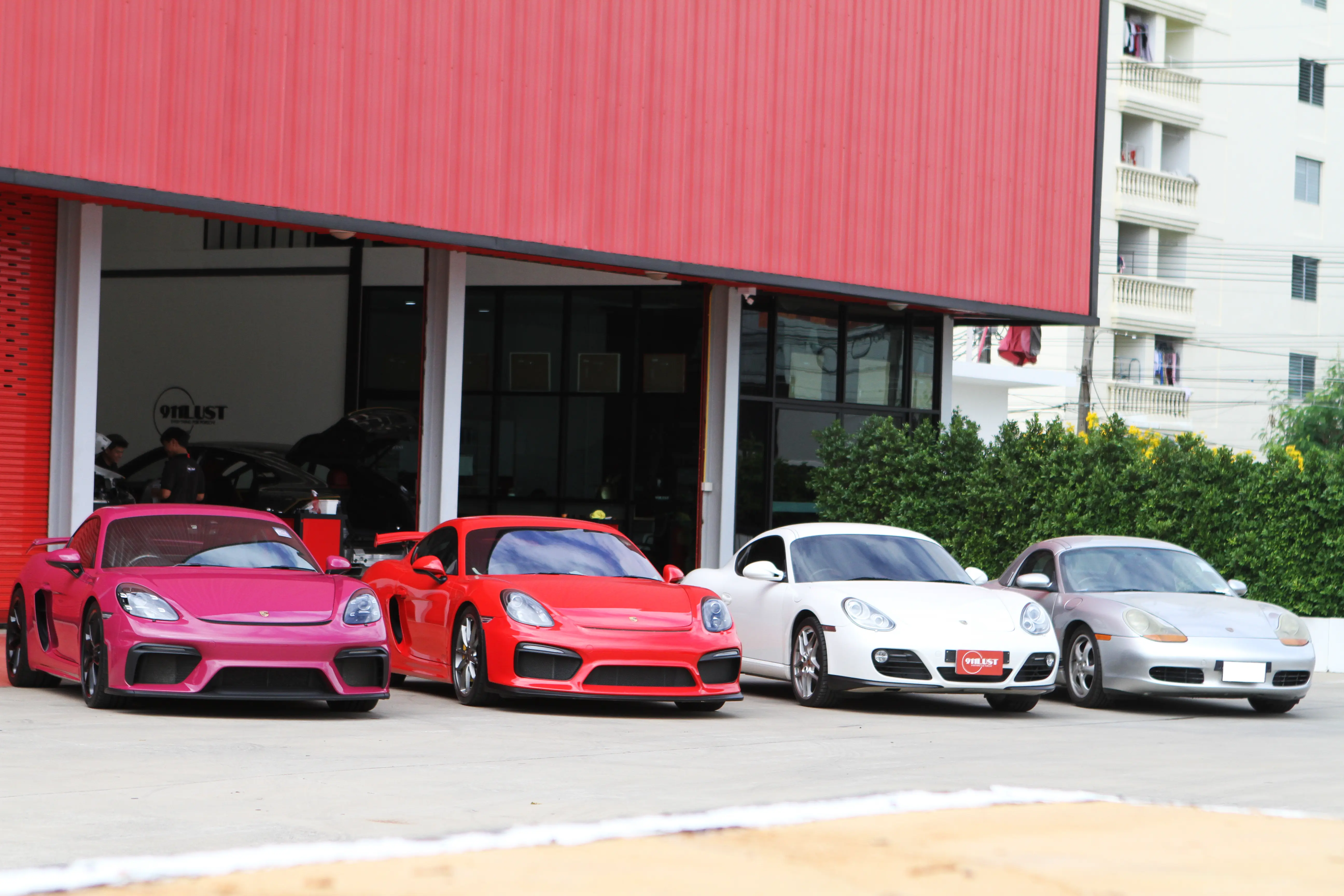 ซ่อมรถปอร์เช่ Cayman โดยผู้เชี่ยวชาญด้านสมรรถนะ