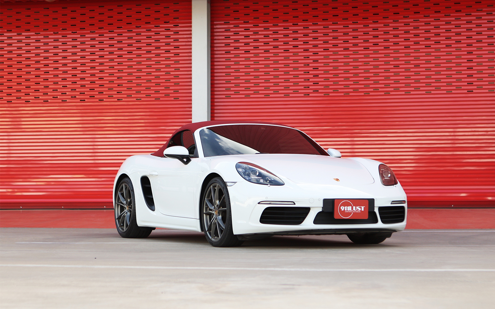 Porsche 718 Boxster 